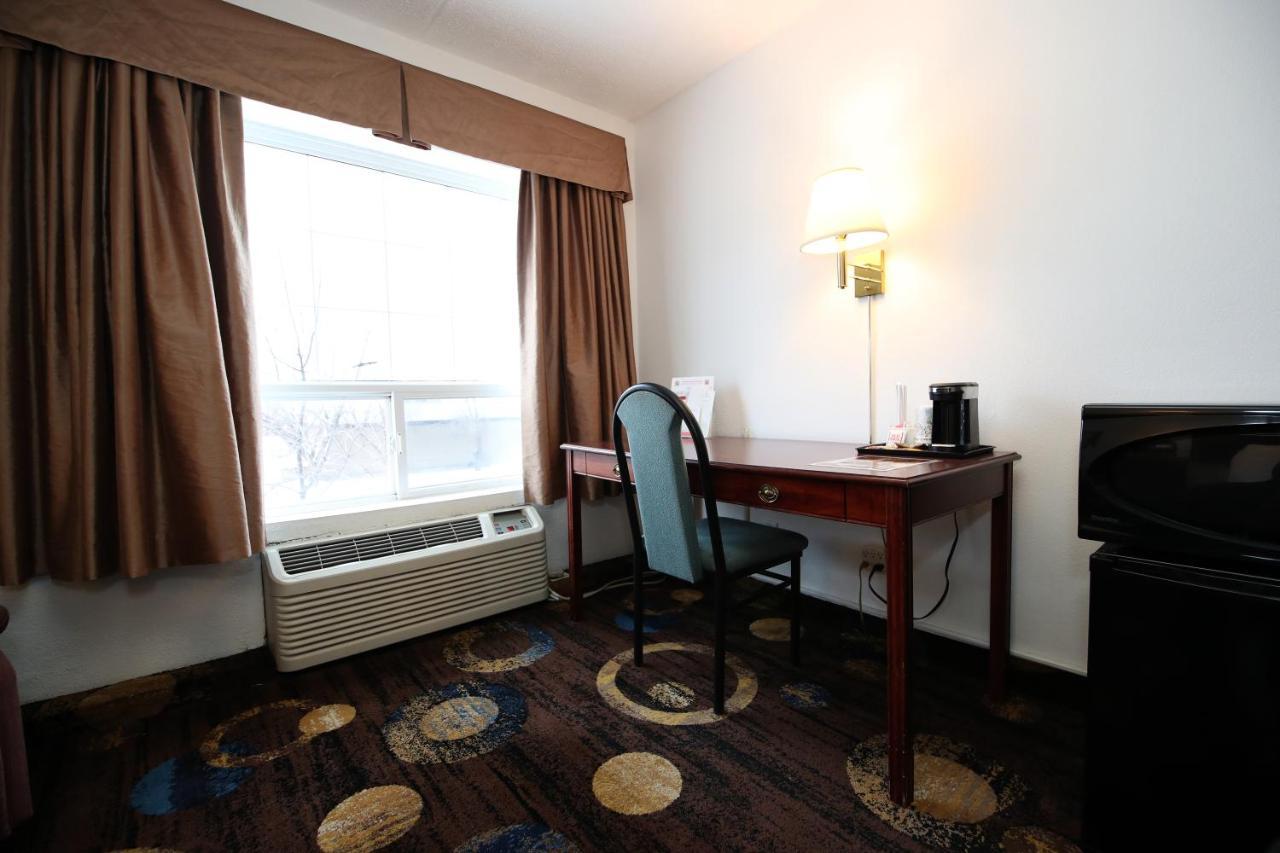 Stonebridge Hotel Fort Mcmurray Ngoại thất bức ảnh