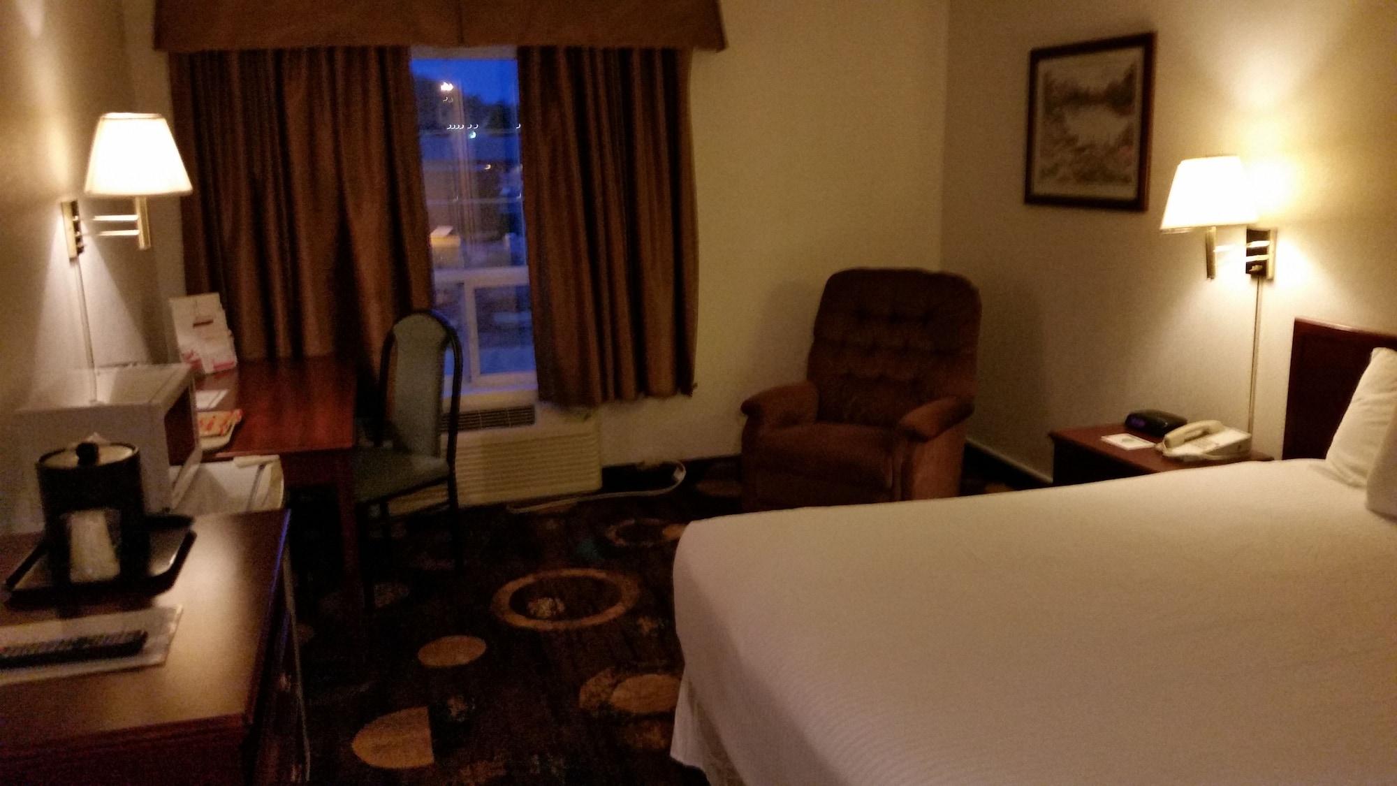 Stonebridge Hotel Fort Mcmurray Ngoại thất bức ảnh