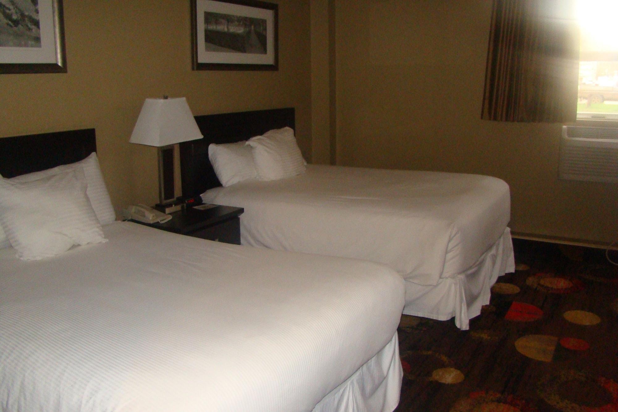 Stonebridge Hotel Fort Mcmurray Ngoại thất bức ảnh