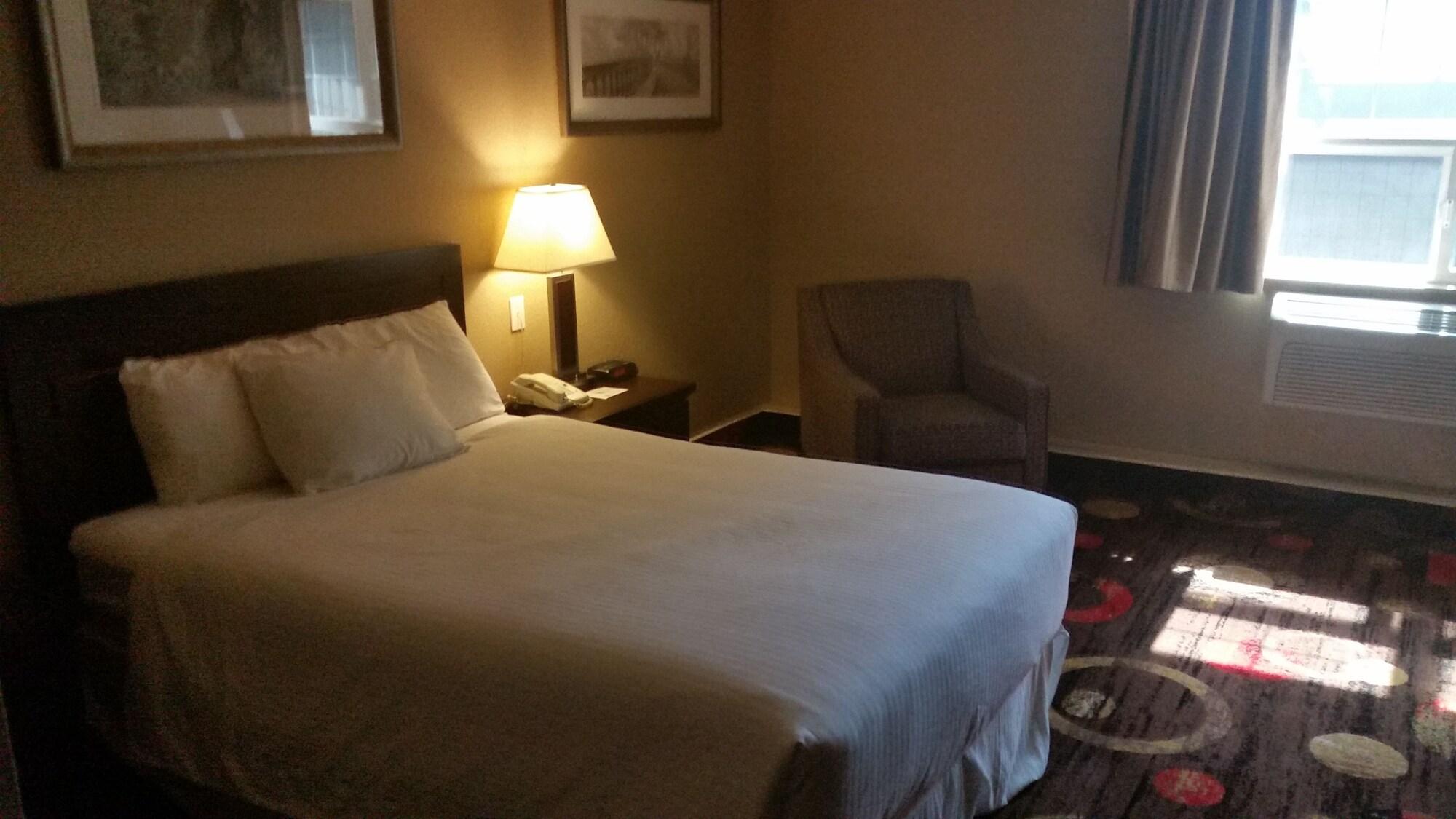 Stonebridge Hotel Fort Mcmurray Ngoại thất bức ảnh