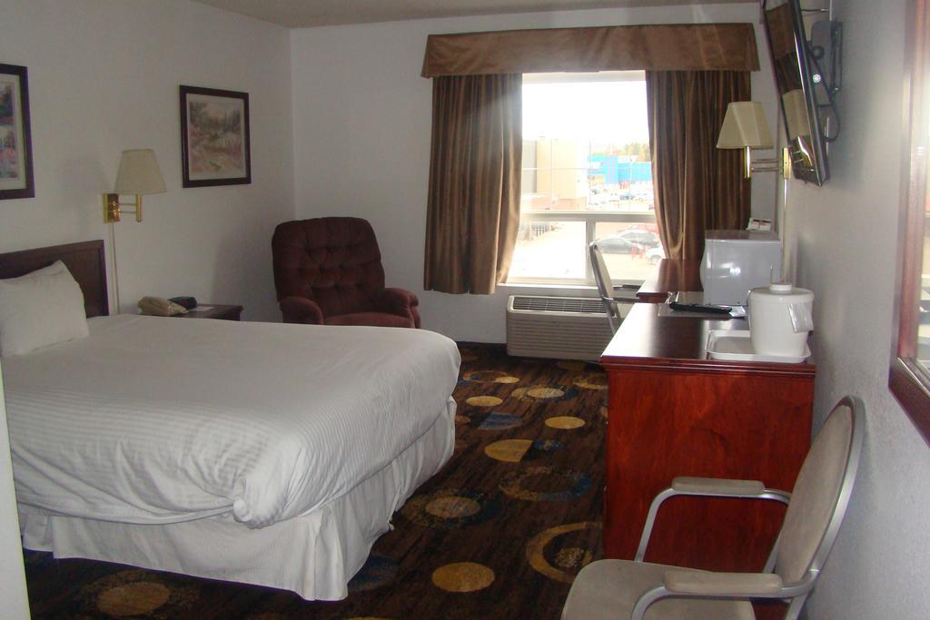 Stonebridge Hotel Fort Mcmurray Phòng bức ảnh